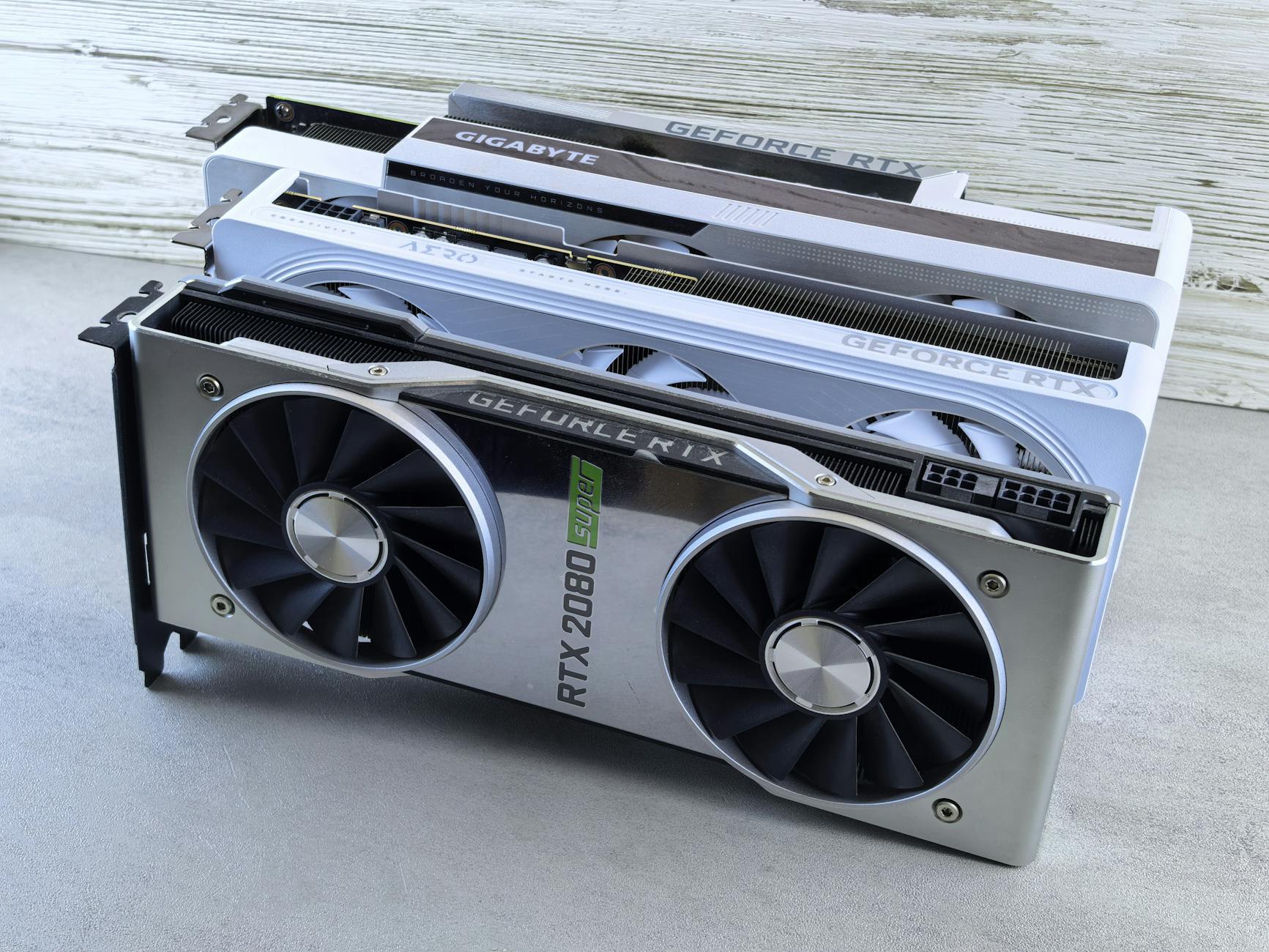 Illustration related to Anthropic Raises $4.5B Series D at $40B Valuation, Plans 50K H100 GPU Cluster