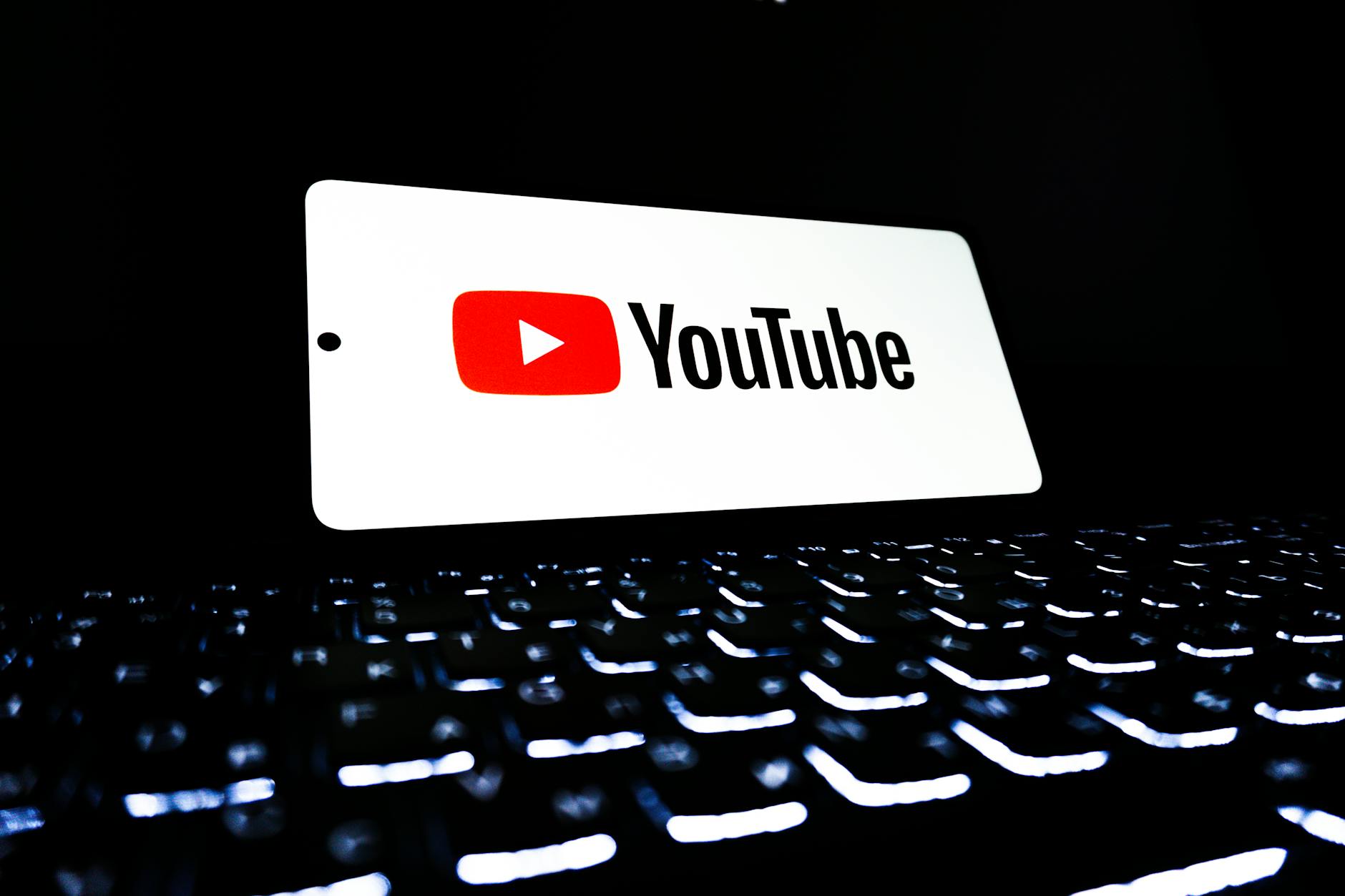 Supporting visual for Substack Launches Video Hosting with Revenue Split Favoring Writers Over YouTube