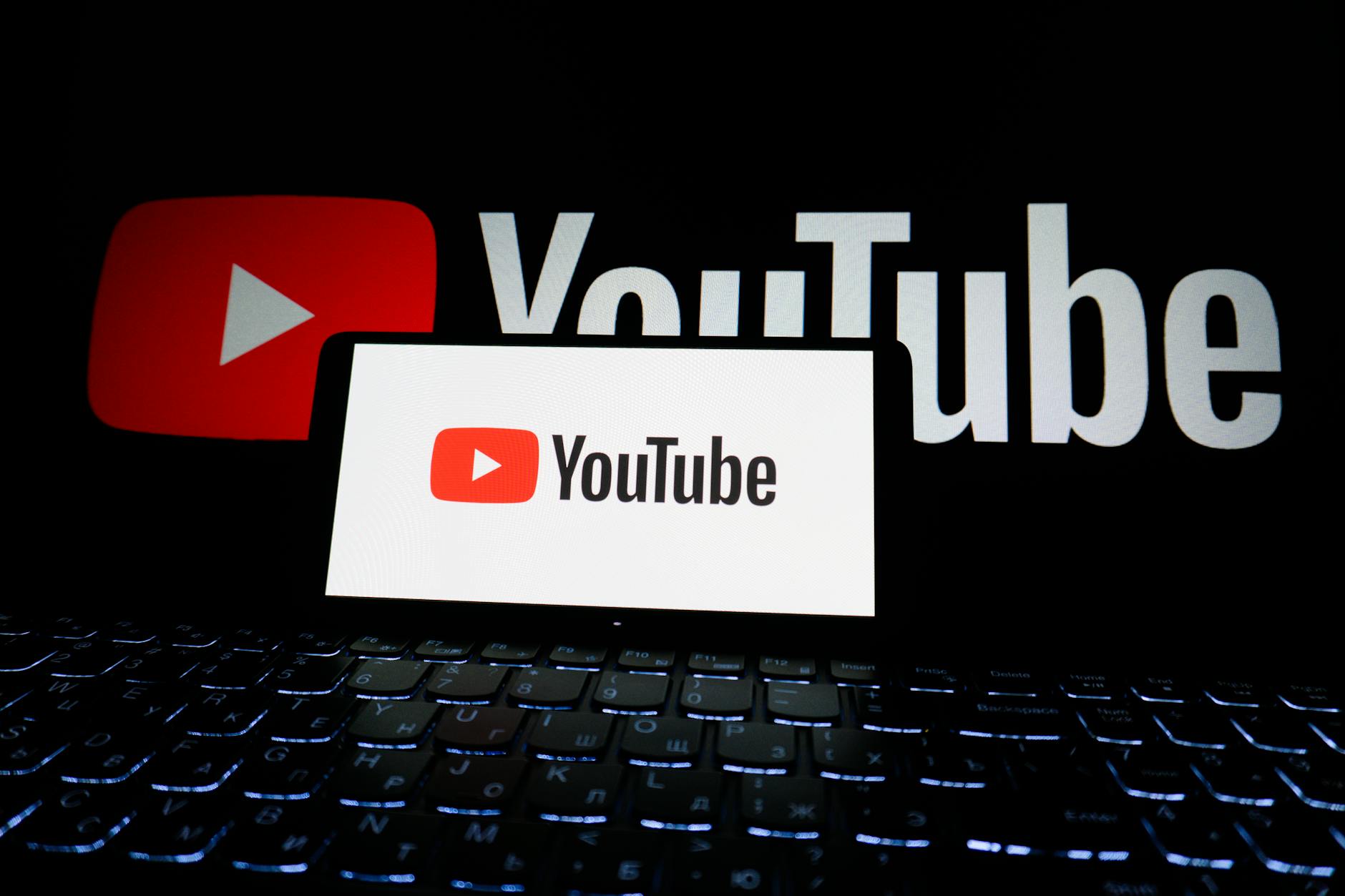 Illustration related to Substack Launches Video Hosting with Revenue Split Favoring Writers Over YouTube
