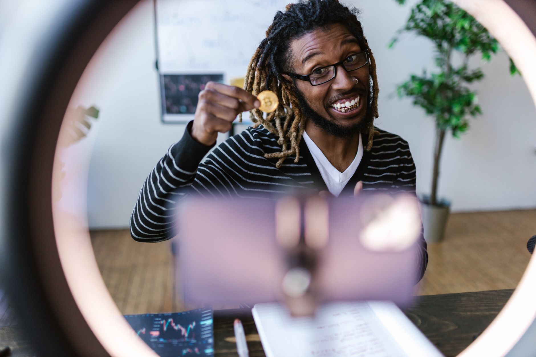 Supporting visual for The 'NPC Streaming' Economy: How TikTok Live's Virtual Gift System Became a $50M Micro-Industry